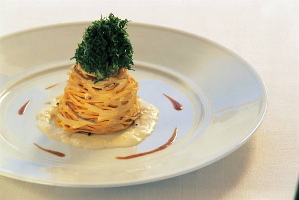 starred-restaurant-st-hubertus-san-cassiano-bolzano-dish-05
