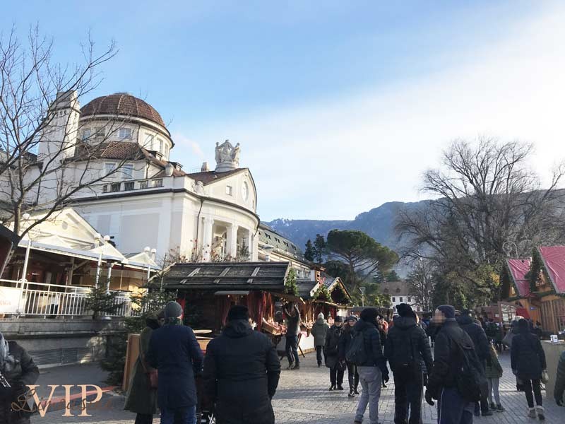 tour-of-merano-christmas-markets-by-luxury-car-with-driver-01