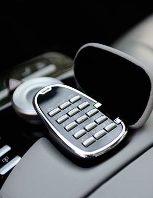 Mobile phone in the car, useful for roadshow