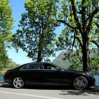 Mercedes S 500 on Lake Como