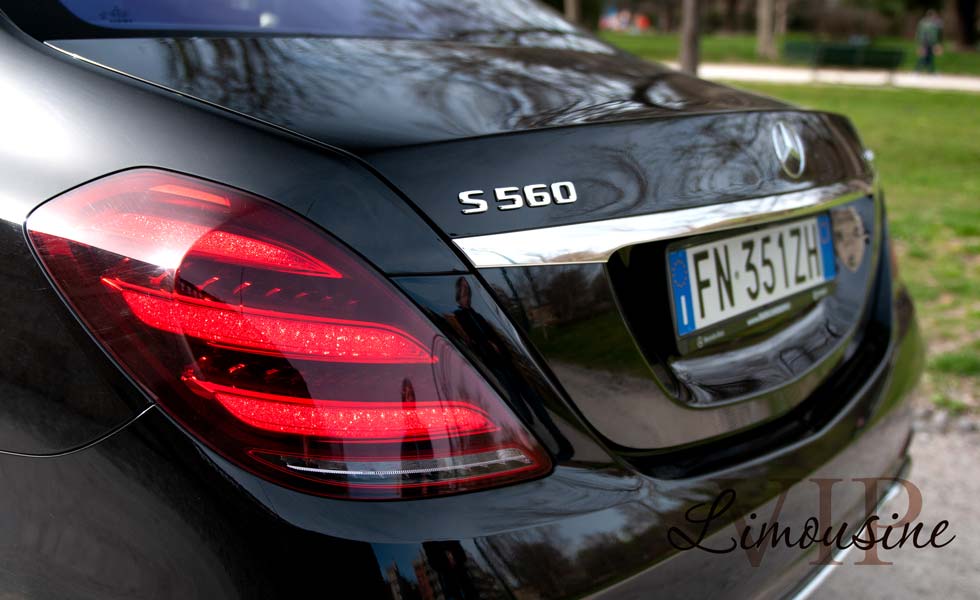 Mercedes S Class 560 with driver: luxury or nothing!