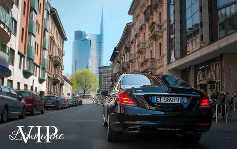 6 good reasons to rent a luxury car with driver in Milan!
