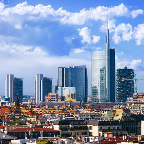 Airport Transfer Services Milan - Making an Overnight (View Skyline from Duomo, Milan)
