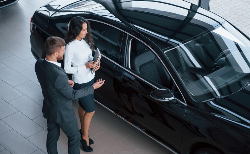Car chauffeur Milan: tranfer service