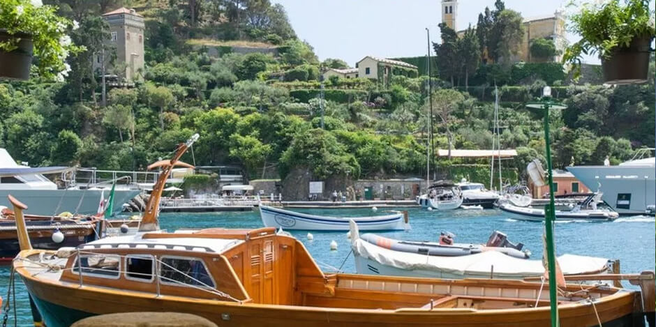 Car Rental with Driver Milan: We Take You to Shopping - Portofino Car Rental with Driver Milan: We Take You to Shopping - Portofino