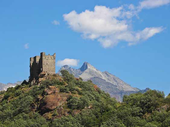 Tour of the castles in Valle d'Aosta: Castello di Ussel 
