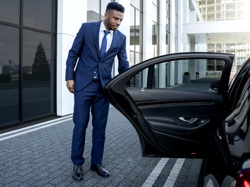 Corporate roadshows in Milan chauffeur
