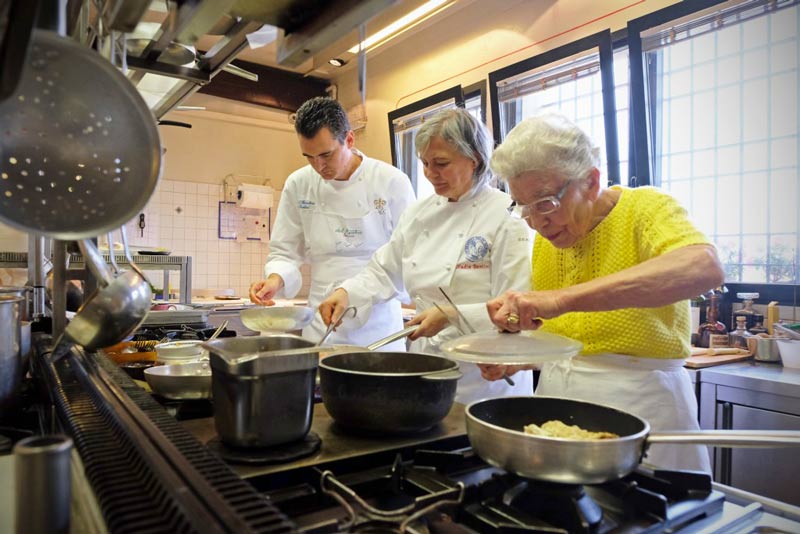 "Dal Pescatore" restaurant in Canneto Sull'Oglio (Mantova) Chef: Nadia Santini and Giovanni Santini "Dal Pescatore" restaurant in Canneto Sull'Oglio (Mantova) Chef: Nadia Santini and Giovanni Santini