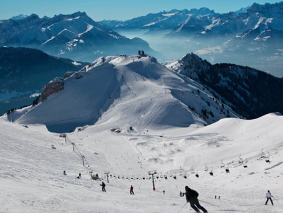 Visit the snowy Switzerland: Leysin in a luxury car with driver! Visit the snowy Switzerland: Leysin in a luxury car with driver!